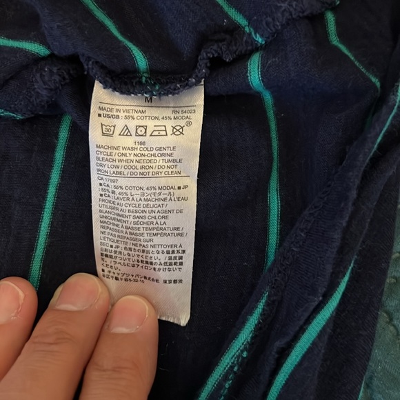 Banana Republic Tee Navy and Green Stripe Size Medium - Picture 5 of 6